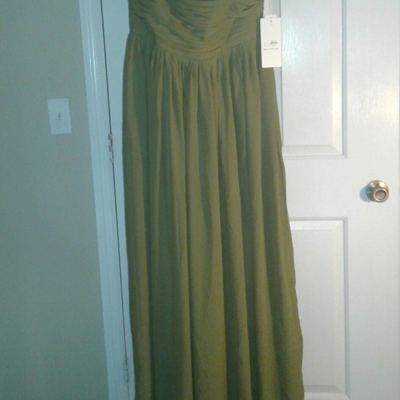 JAEDEN Long Sleeveless Olive Green Formal Prom - Picture 2 of 7